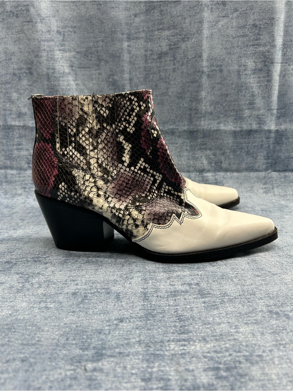 Sam Edelman Winona snakeskin ankle boots western festival cowgirl Sz 8 booties